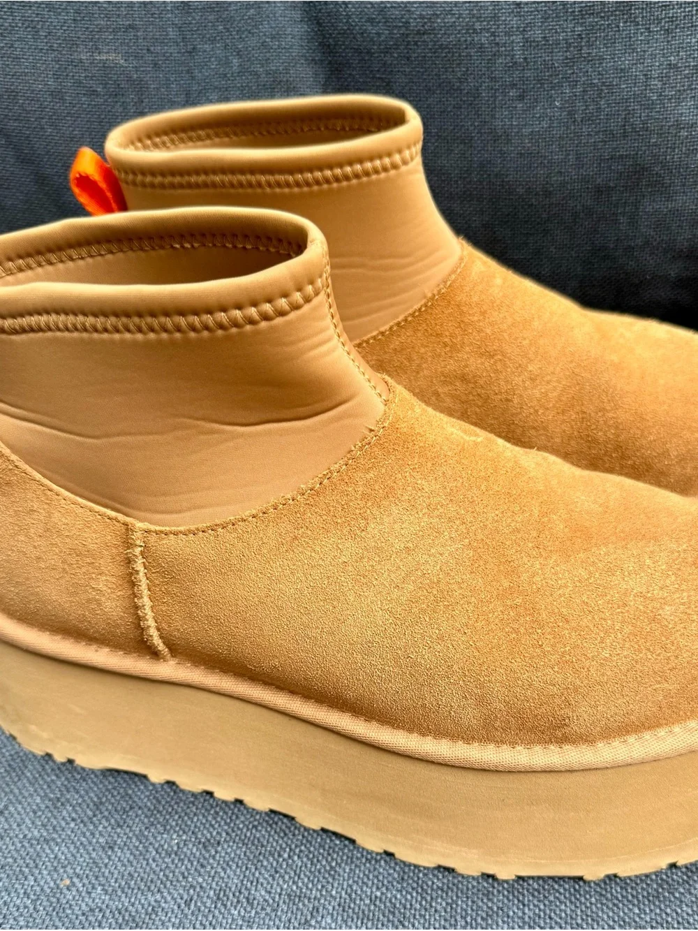 UGG ships retailers